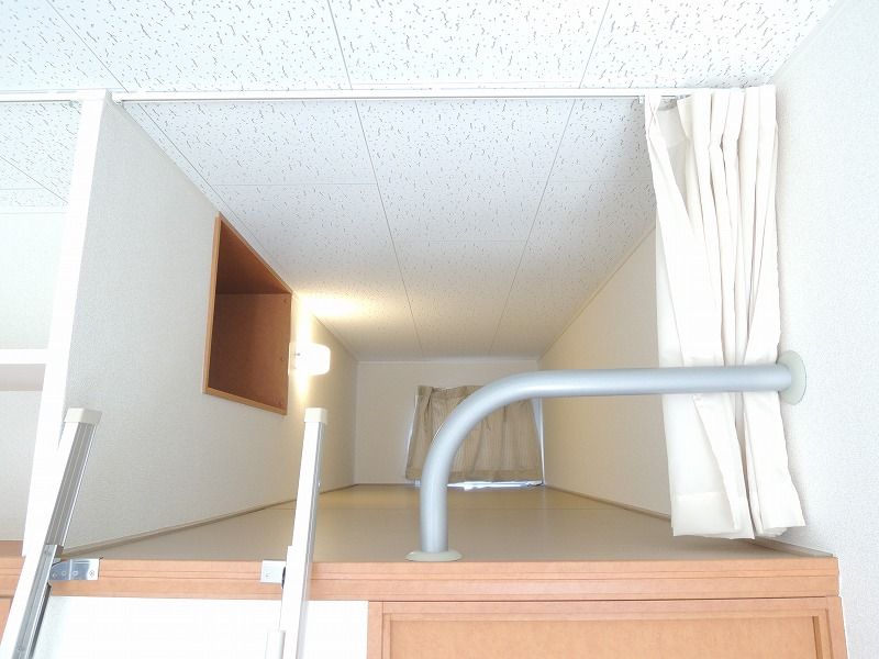 レオパレスＨＡＬ 収納