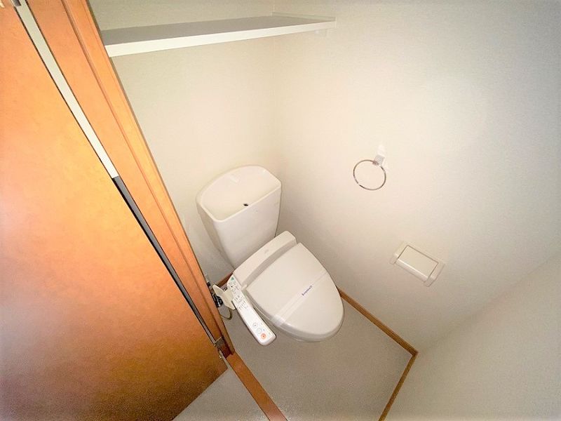 レオパレスヴァン　ソレーユ トイレ