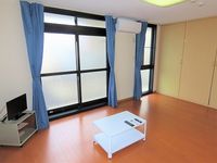 レオパレスサンガ 居間