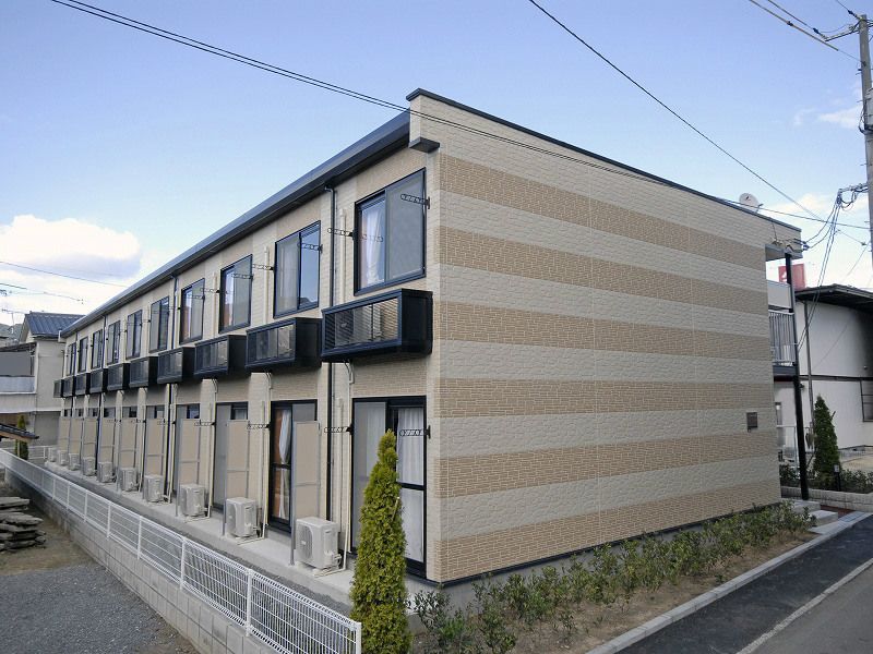 レオパレスやはた バルコニー