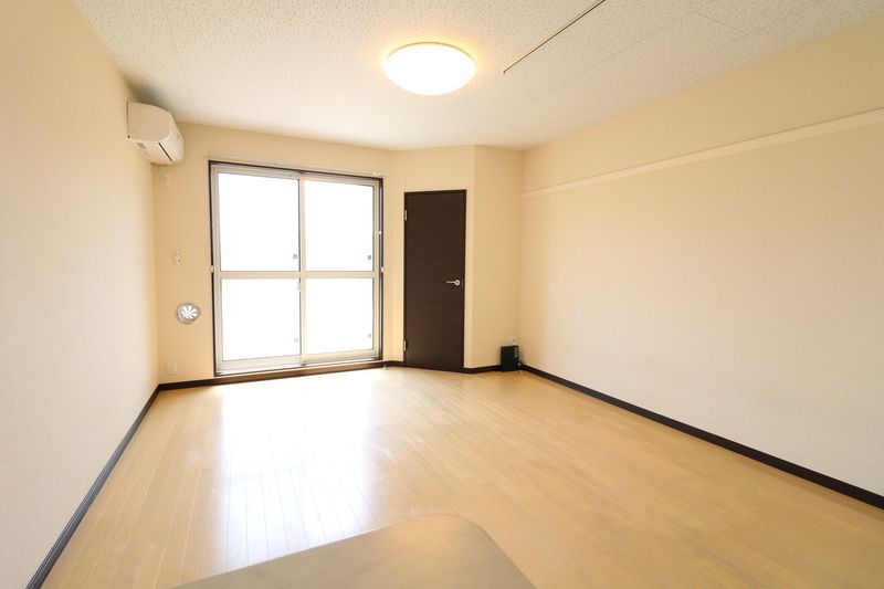 レオネクストリュミエール 居間
