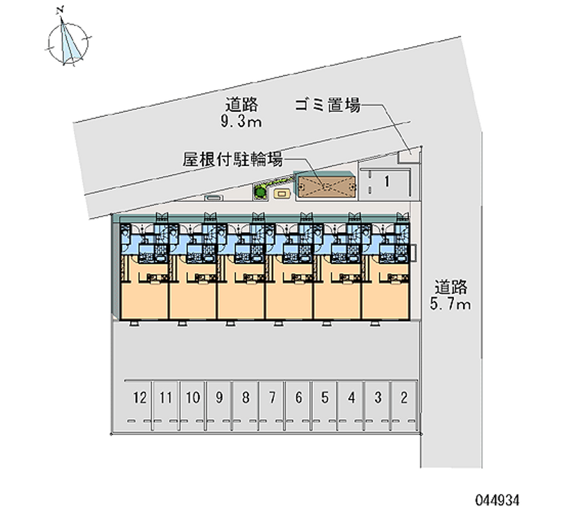 44934 Monthly parking lot