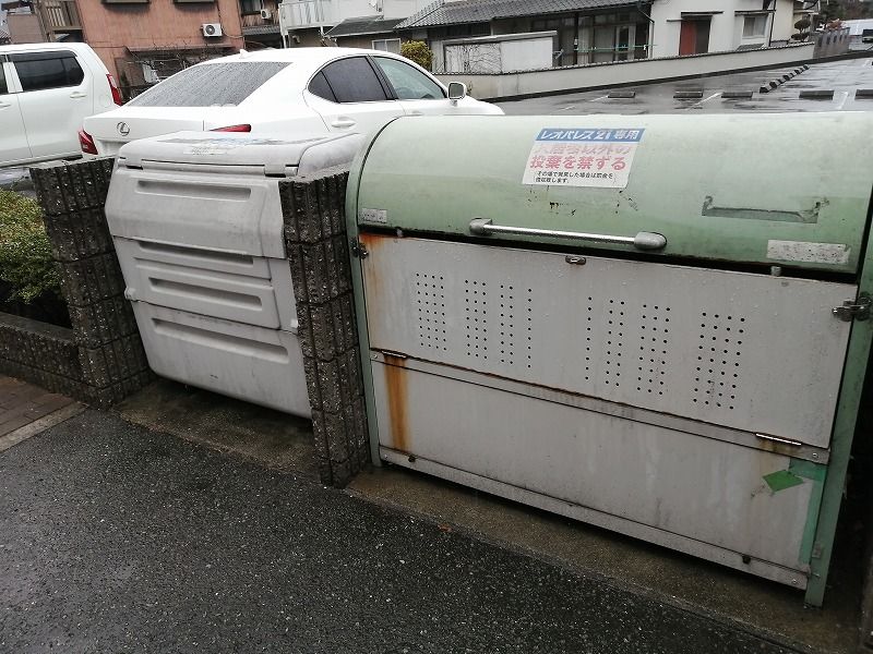 レオパレスカモミール 共用部分