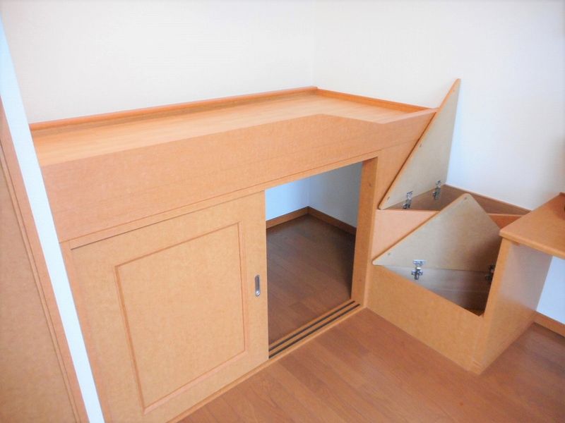 レオパレスフォルティシモ 収納