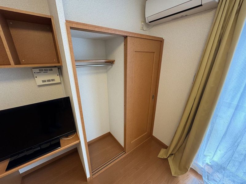 レオパレス隼 収納