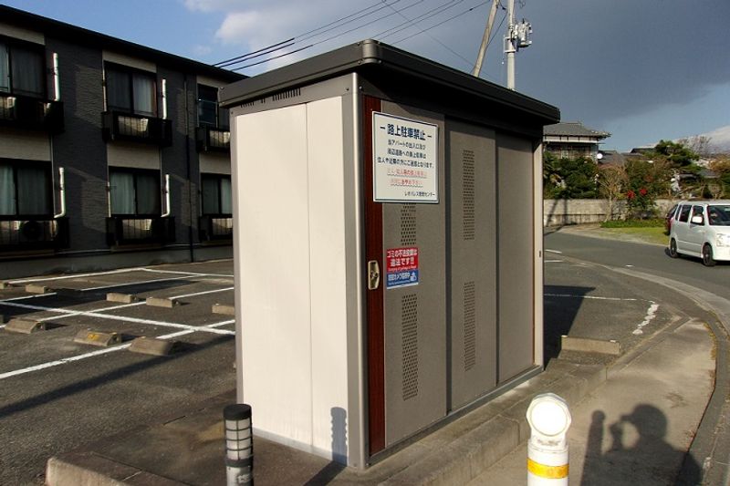 レオパレスＫＡＭＩＩＺＵＭＩ 共用部分