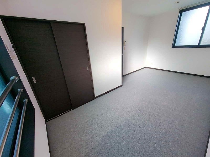 レオネクストＫｏｍｉｙａ 居間