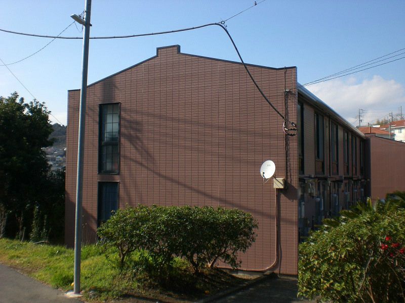 レオパレス葉山Ｂ 外観