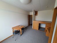 レオパレスアツモリ 居間