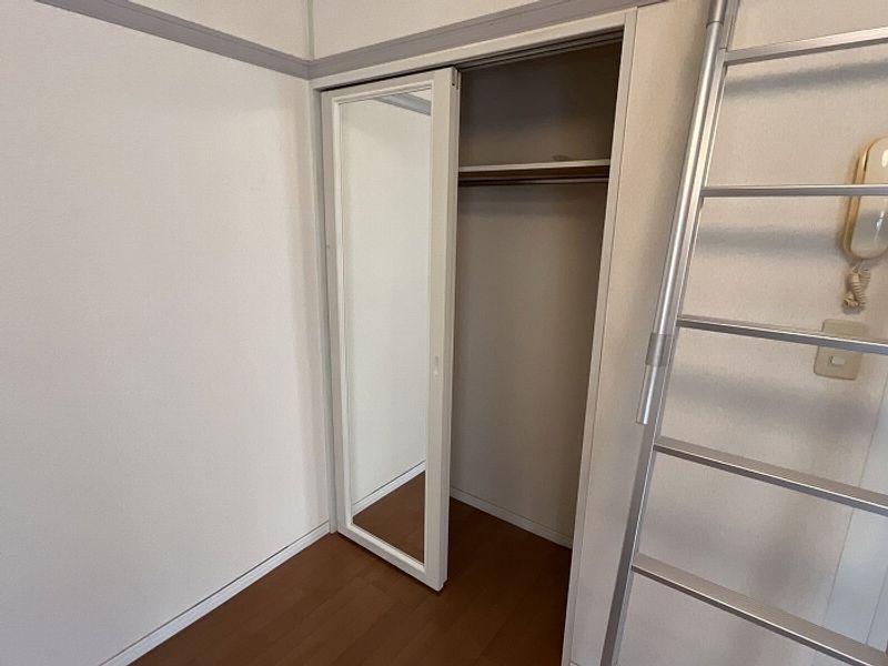 レオパレス豊南 収納
