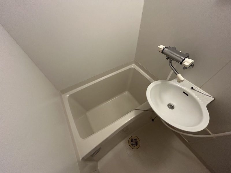 レオパレスｌａｕｒｏ 風呂