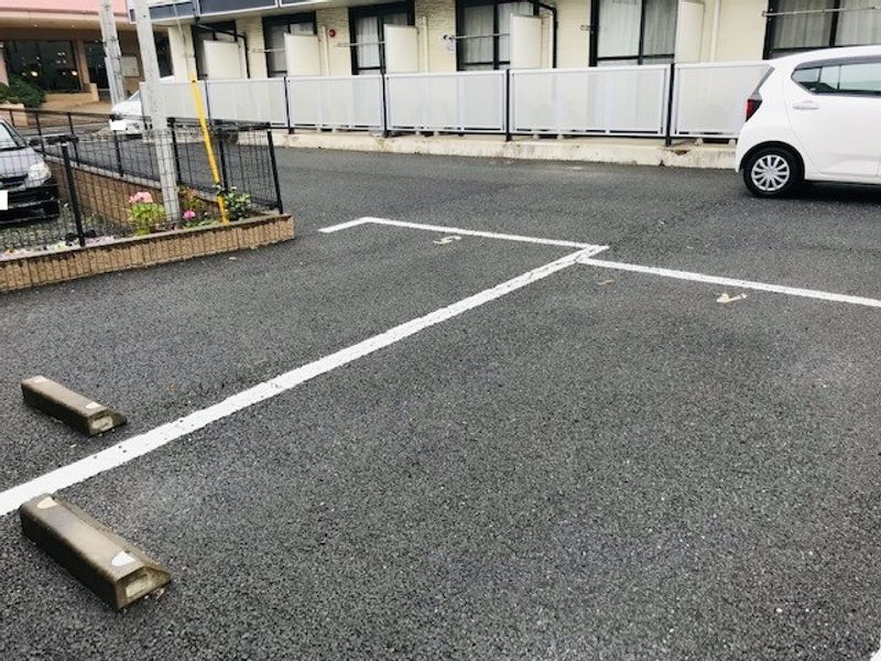 レオパレス日立海岸 駐車場