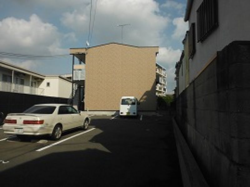 レオパレスＡ＆Ｋ　２２１ 駐車場