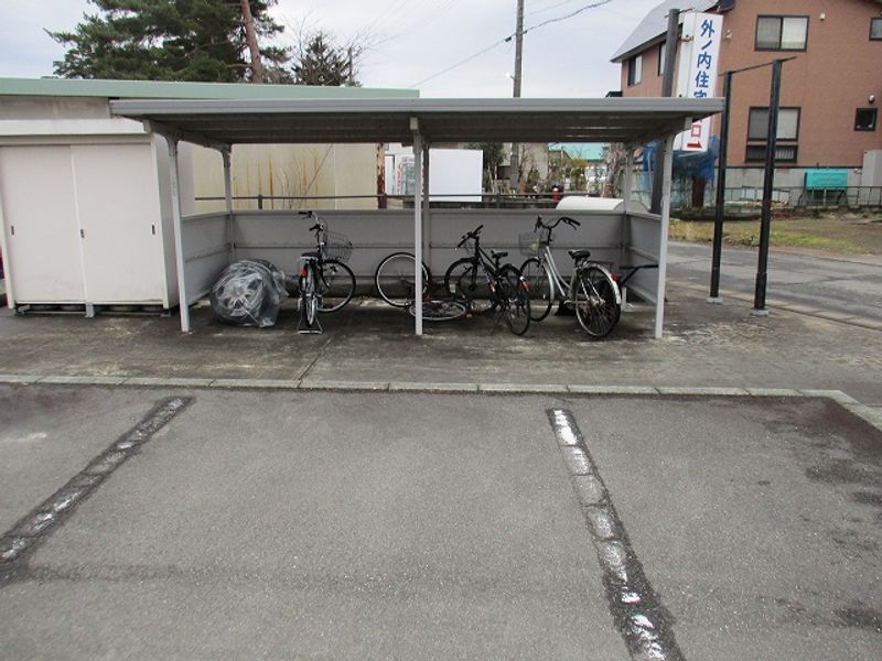 レオパレス窪田 共用部分