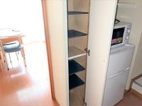 レオパレス小柳 収納