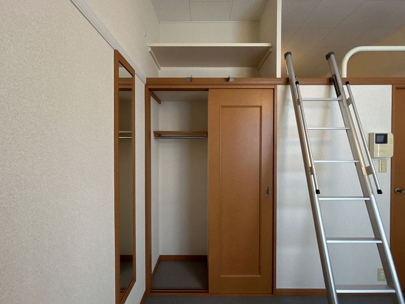 レオパレス光の杜 収納