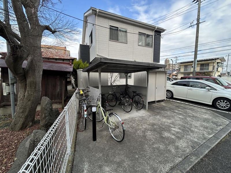 レオパレスボヌール若林 共用部分