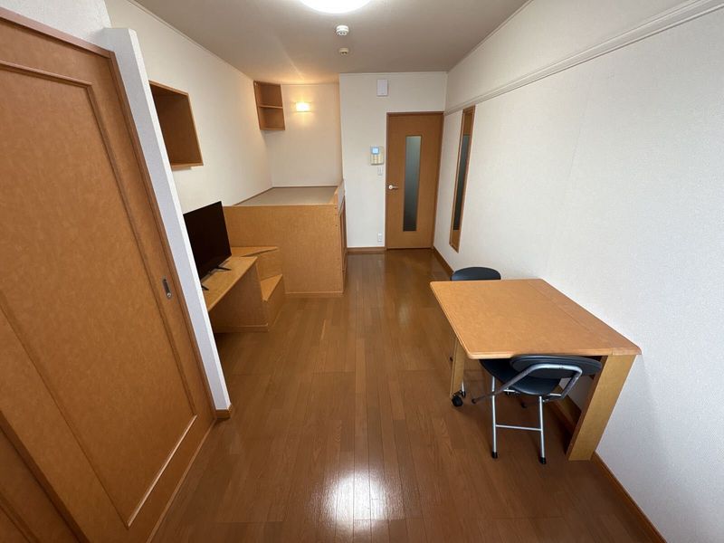 レオパレス横落 居間