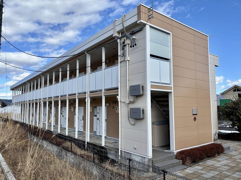 レオパレス駒ヶ根 外観