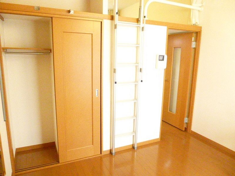レオパレスＭＫプラザ 収納