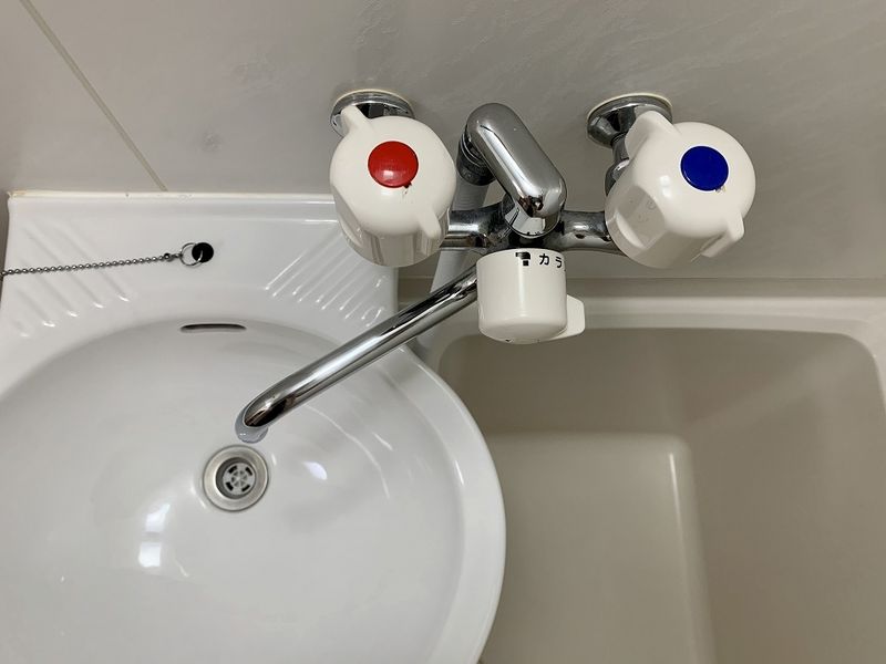 レオパレスパルメリア 洗面所