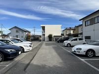 レオパレスフォレスト 駐車場