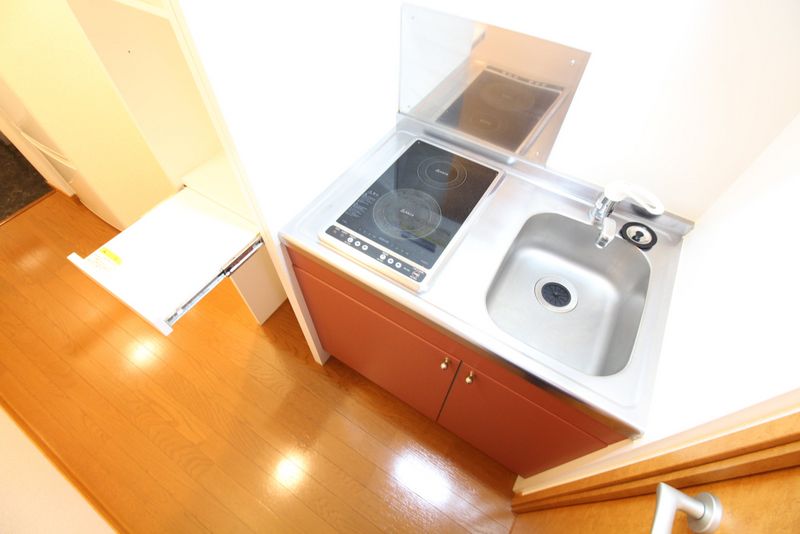 レオパレスＮＥＯ田辺 キッチン