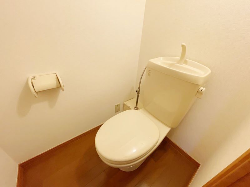 レオパレスひまわり トイレ
