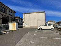レオパレスパストラルＡ 駐車場