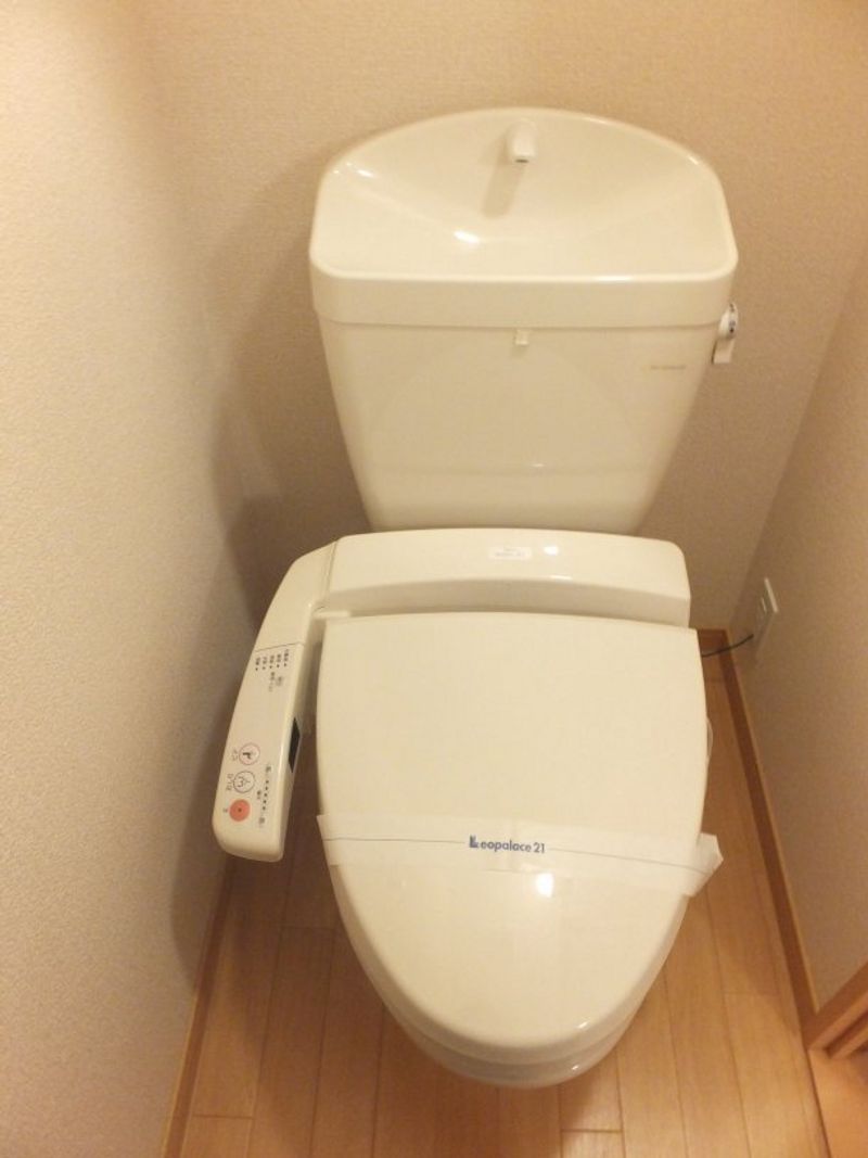 レオパレスバンリュ トイレ
