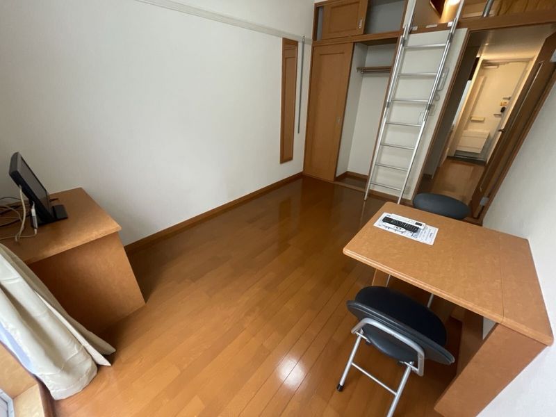 レオパレスファインドリーム 居間