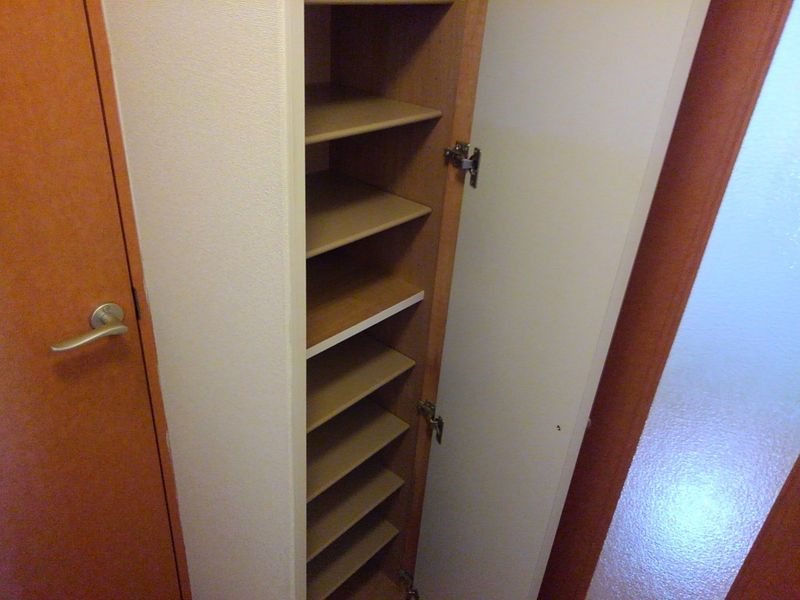 レオパレスメーテルベ 収納
