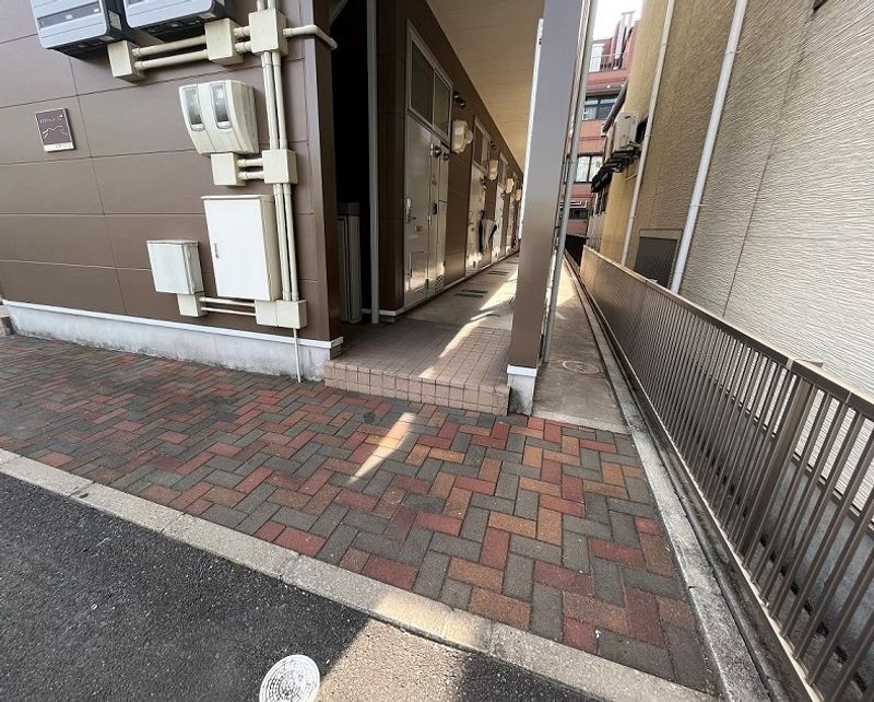 レオパレス松浜 エントランス