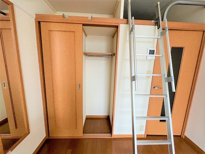 レオパレス芳山荘Ⅰ 収納