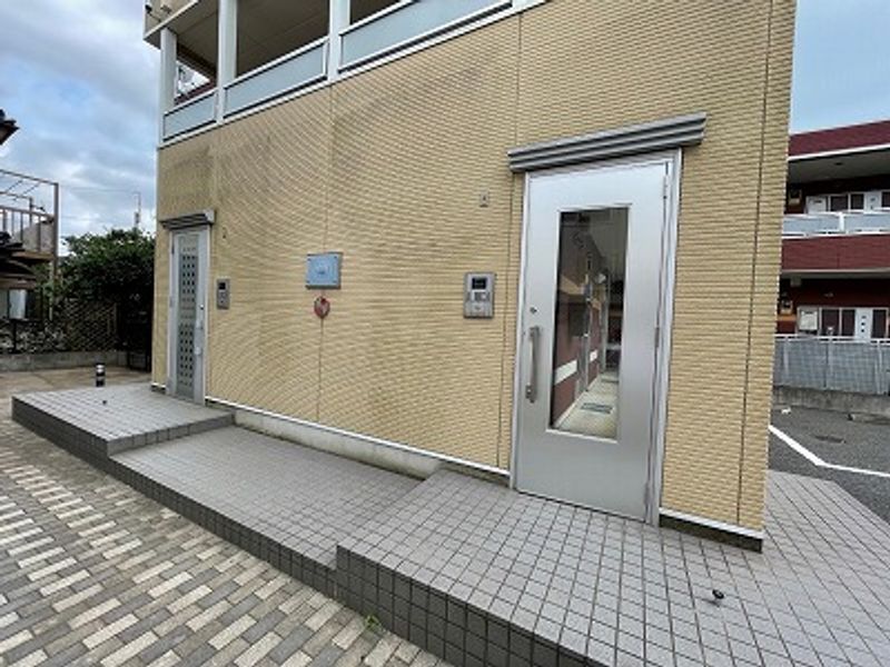 レオネクストコスモⅡ エントランス