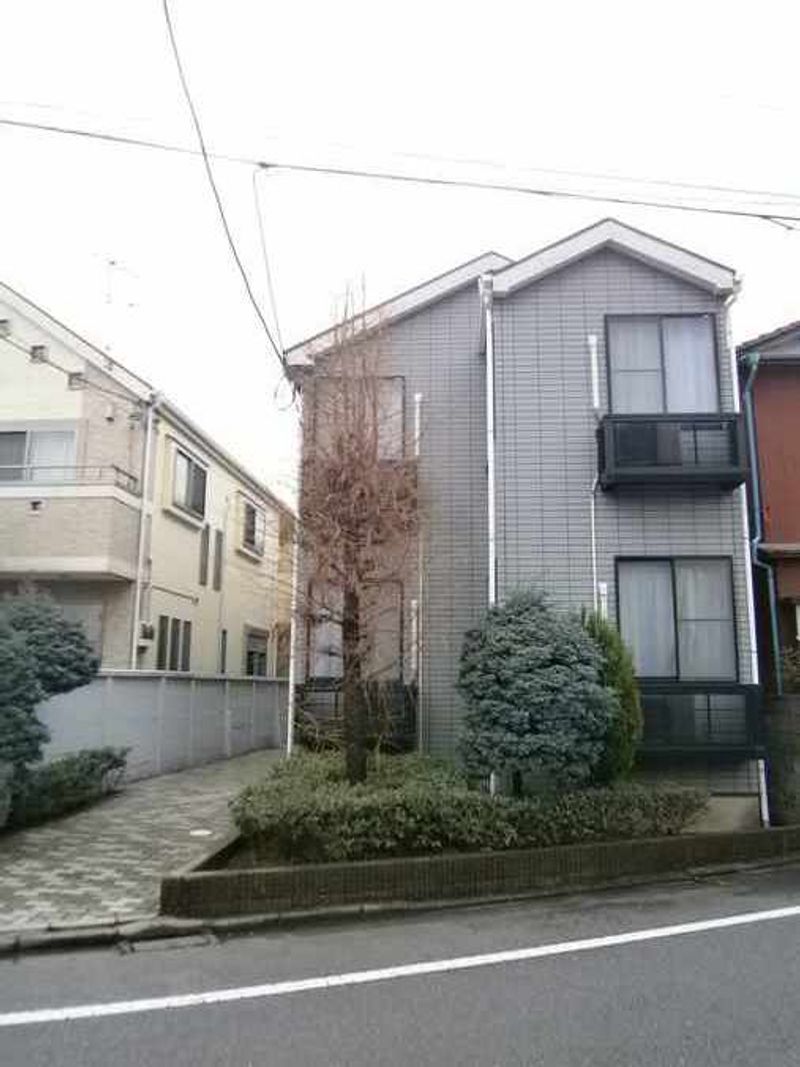 レオパレスドミール久が原 外観