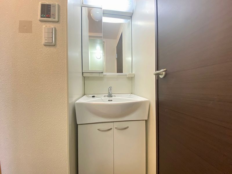 レオネクスト葵一番館 洗面台