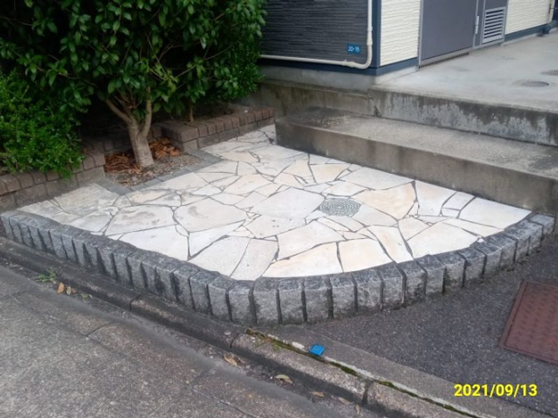 レオパレス浄心 エントランス