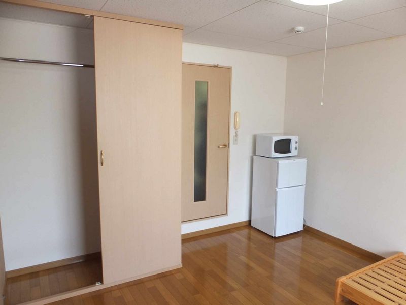 レオパレスレギューム 収納