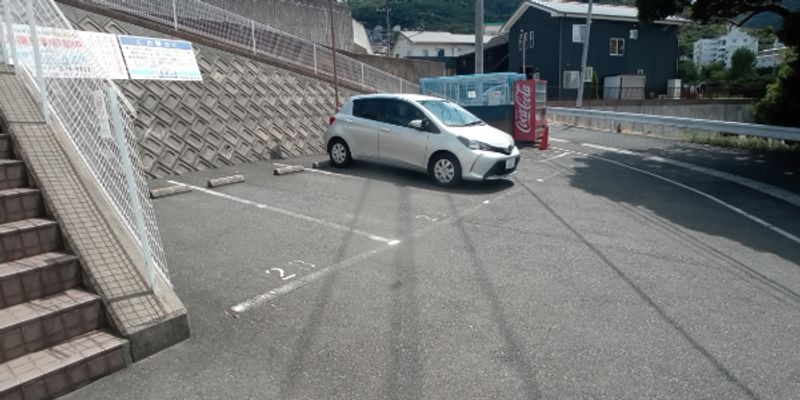 レオパレス赤坂　壱番館 駐車場