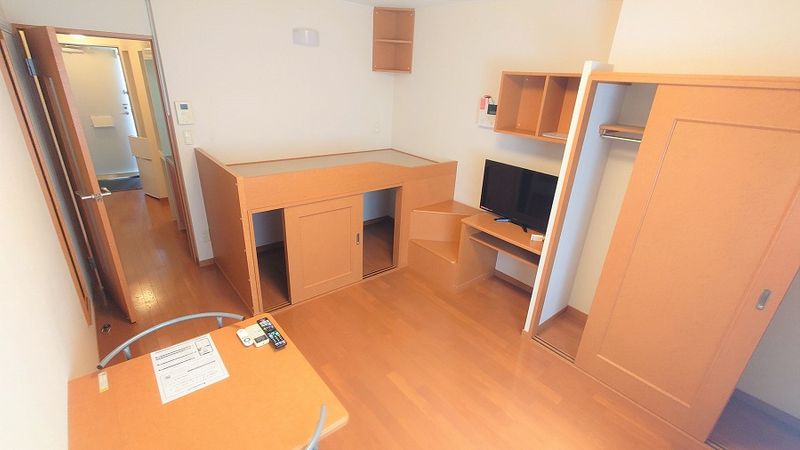 レオパレスアルクス　０８ 居間