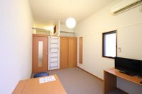 レオパレスエタージュ 寝室