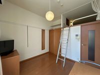 レオパレスサンパーク　３０番 居間