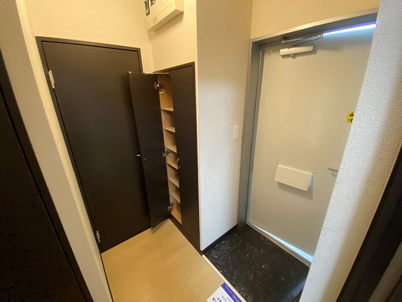 レオネクスト和光 玄関