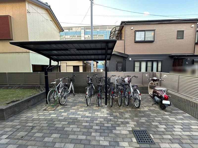 レオパレスカーサＧＯＹＡ 共用部分
