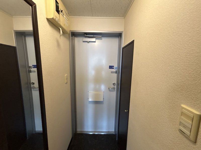 LEONEXT Les Marnies 玄关