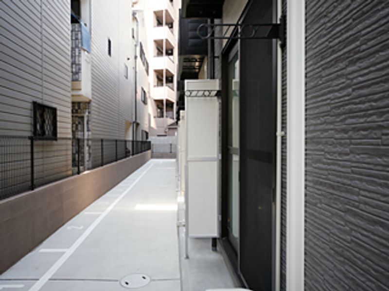 leopalace Shakti Other