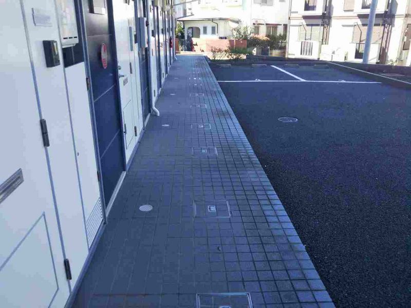 レオパレスシェソワⅡ 駐車場