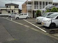 レオパレス桃山 駐車場