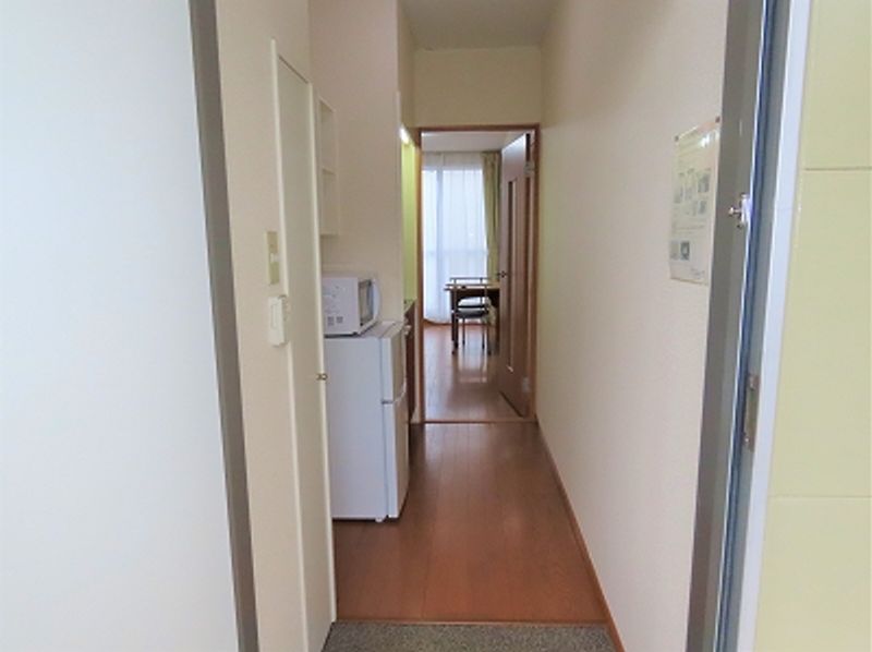 レオパレス檀田Ａ 玄関